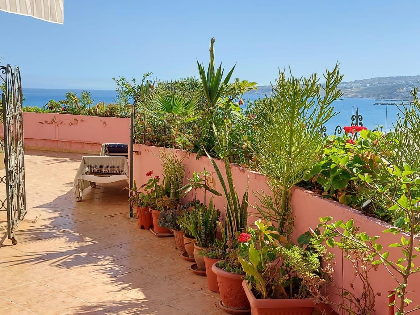Appartement Bord De Mer Et Piscine En Option Tanger Exterior foto
